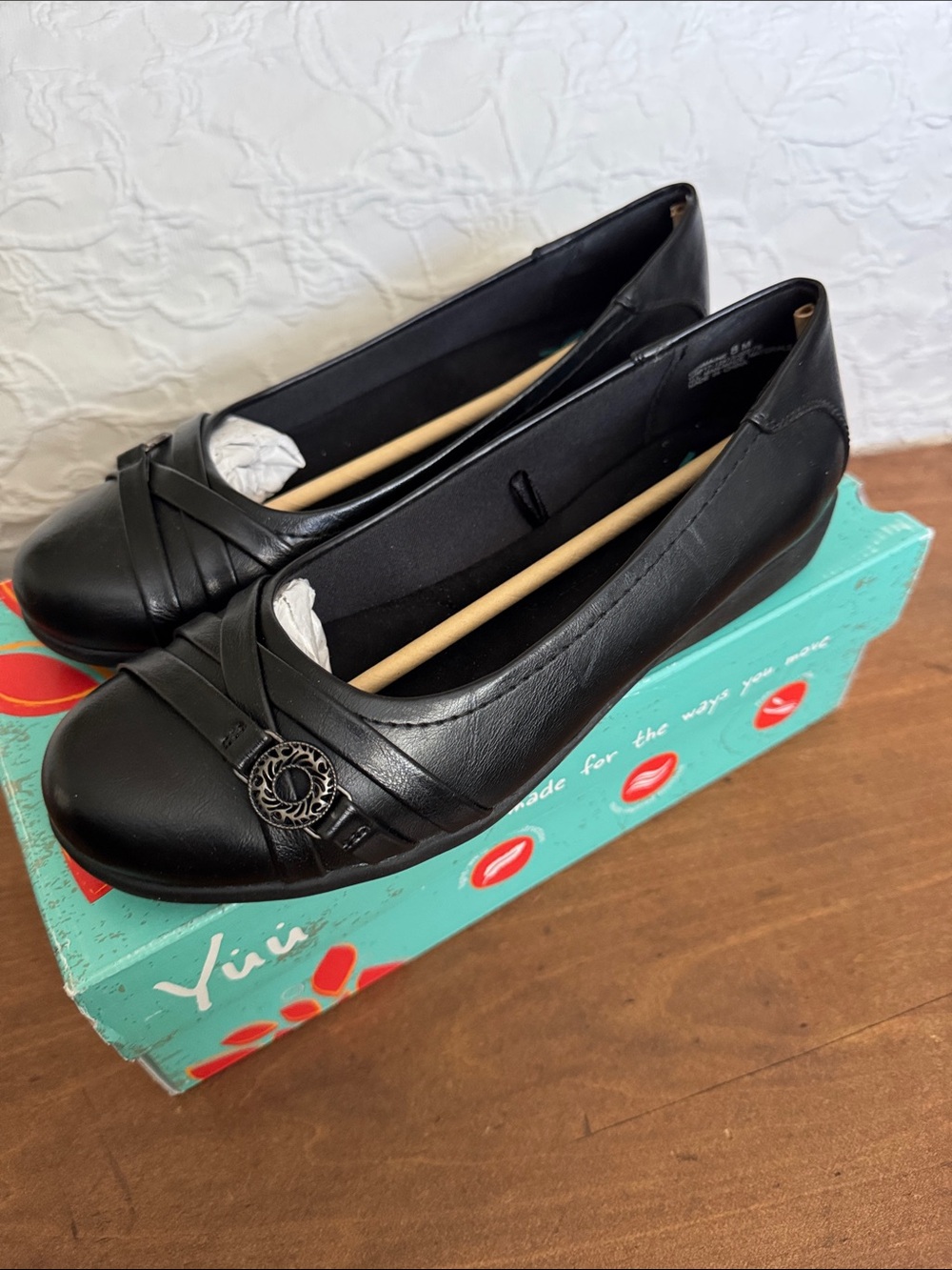 Yuu Black Women's Slip-On Buckle Flats